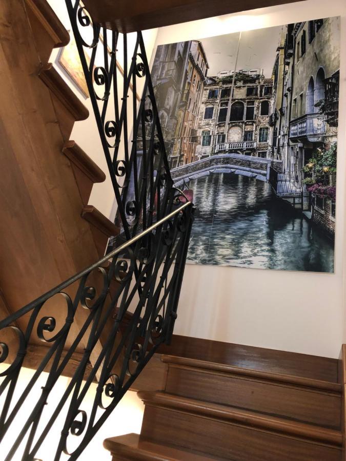Salamon Guest House Венеция Экстерьер фото