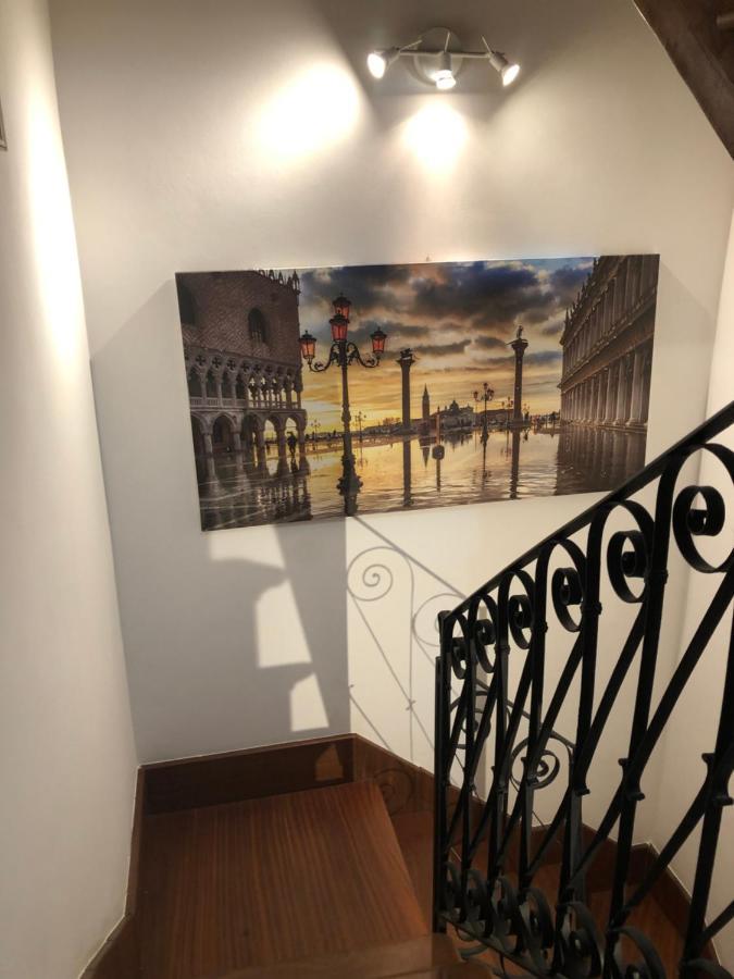 Salamon Guest House Венеция Экстерьер фото