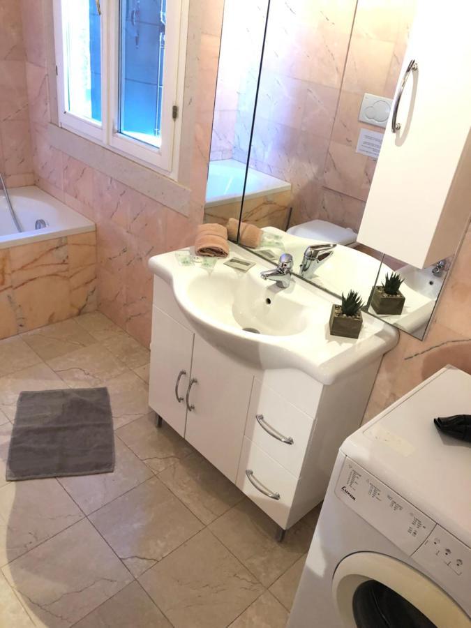 Salamon Guest House Венеция Экстерьер фото